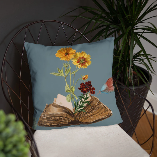 Vintage Botanical Design Basic Pillow